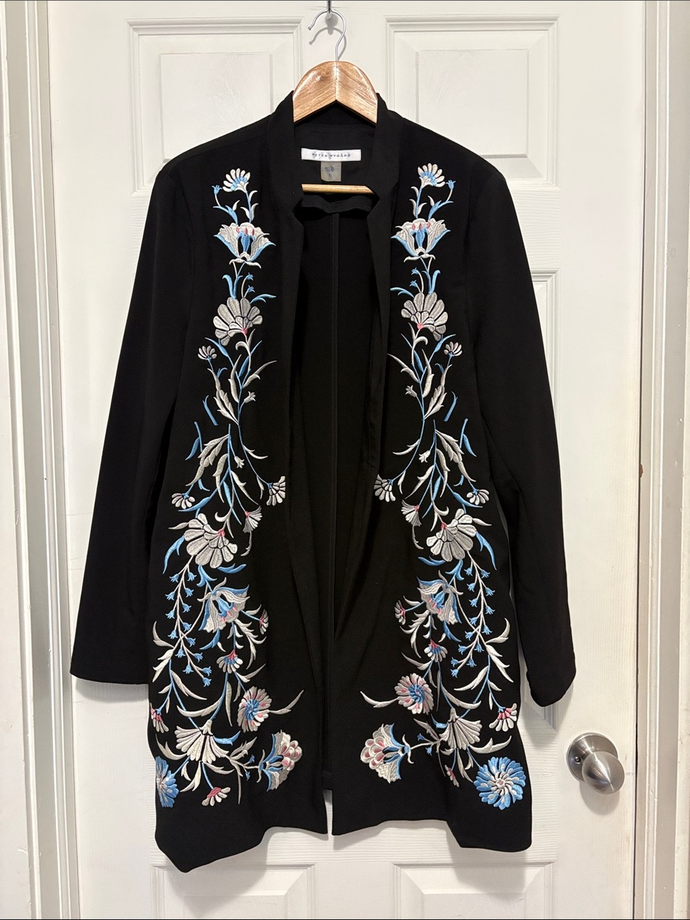 Peter NYGÄRD Embroidered Black Open-Front Women's Blazer